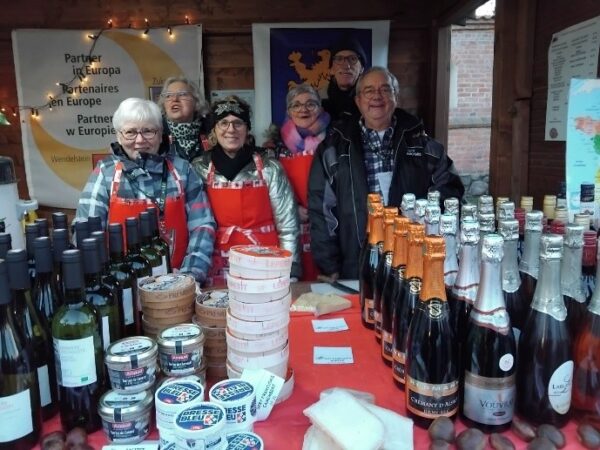 Le comit&eacute; de jumelage de Saint-Junien a pris part au march&eacute; de No&euml;l de Zukowo (Pologne)